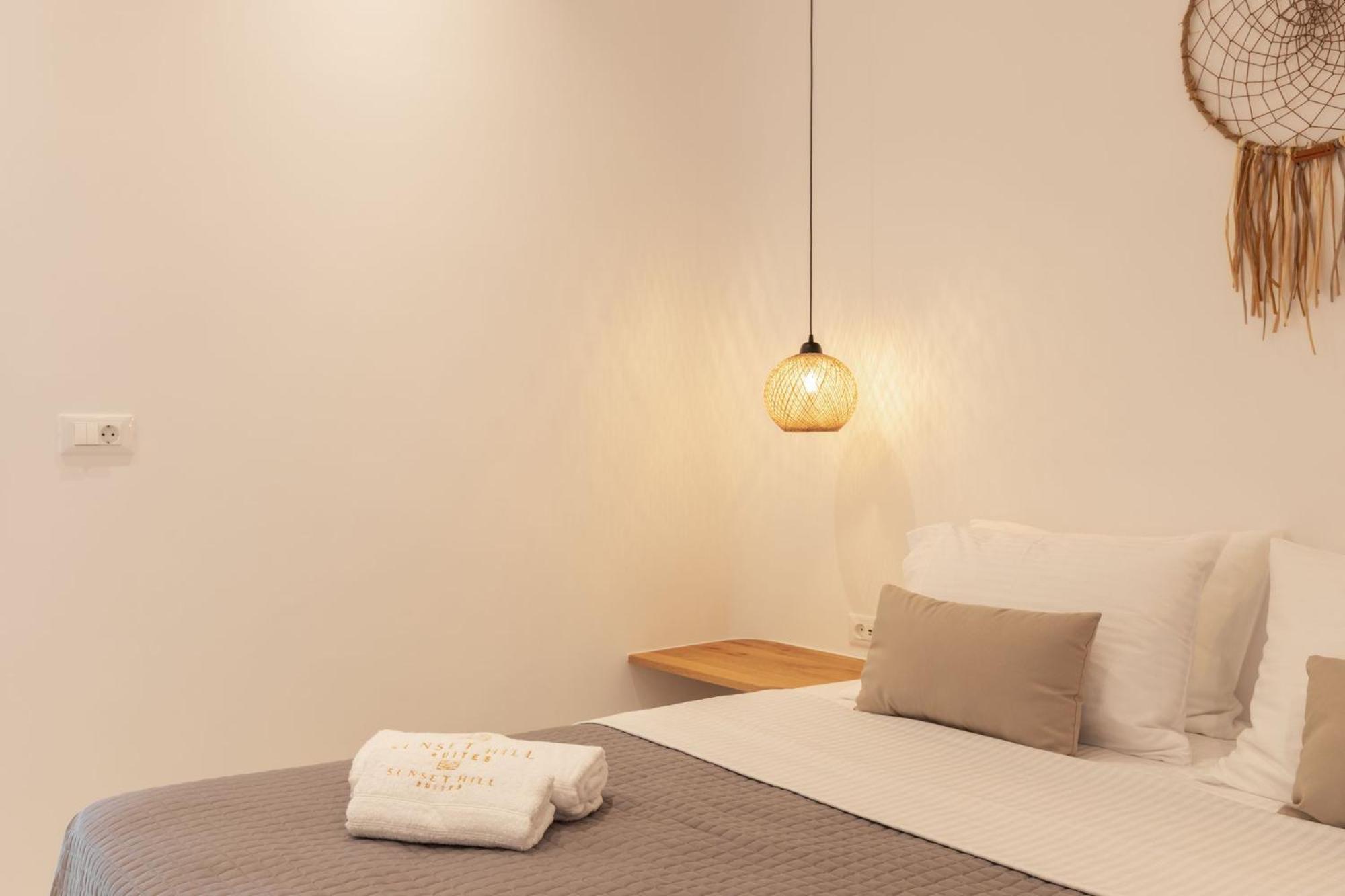 Sunset Hill Suites Mykonos Town Ngoại thất bức ảnh
